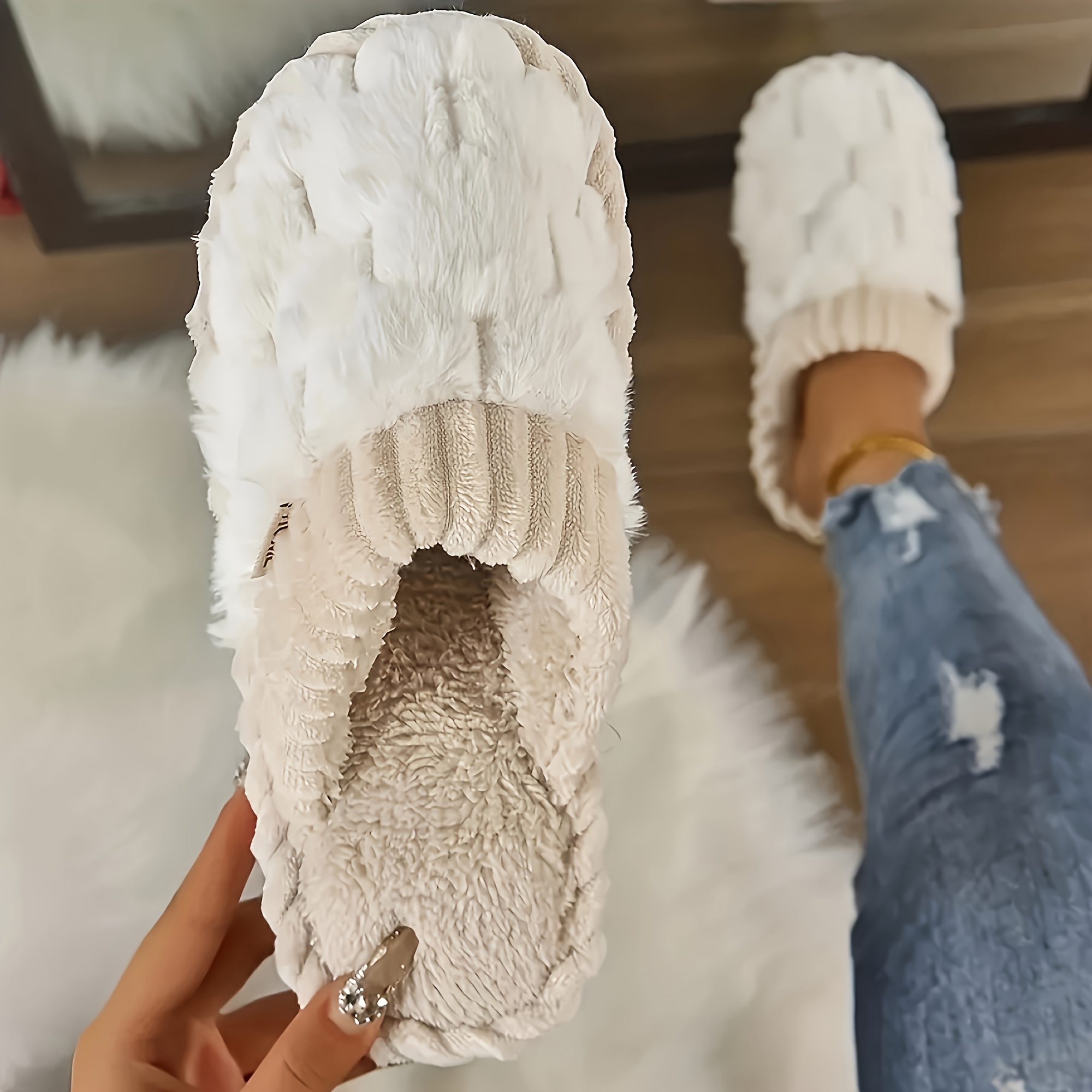 Chinelos de Pelúcia Xadrez para Mulheres com 6 Cores, Modernos e Versáteis para Todas as Roupas, Sola Macia para Conforto, Mantêm os Pés Aconchegantes, Antiderrapantes e Silenciosos, Chinelos Casuais para Uso Interno, Presente Aconchegante para Família e Parceiros, Ideal para Presentes de Natal/Ação